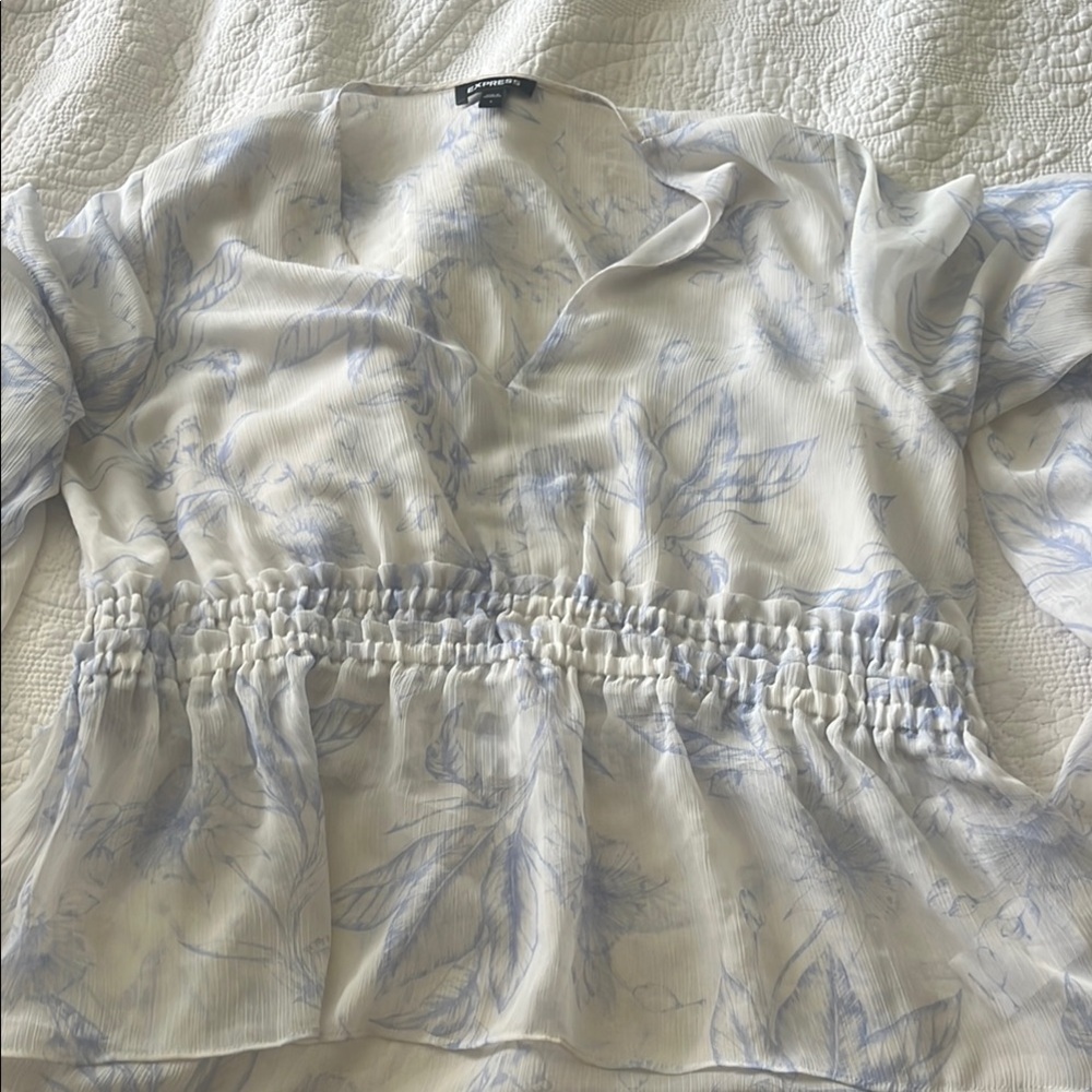 3/$30 Elegant Blue Floral Women's Top